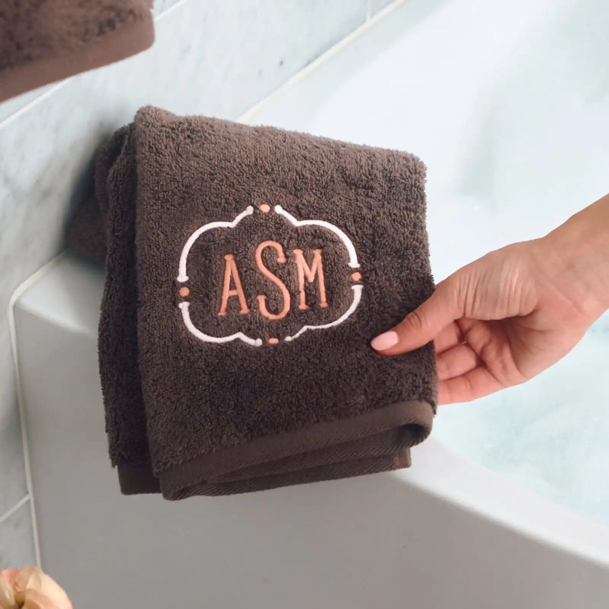 Weezie Basic Hand Towels (pair)