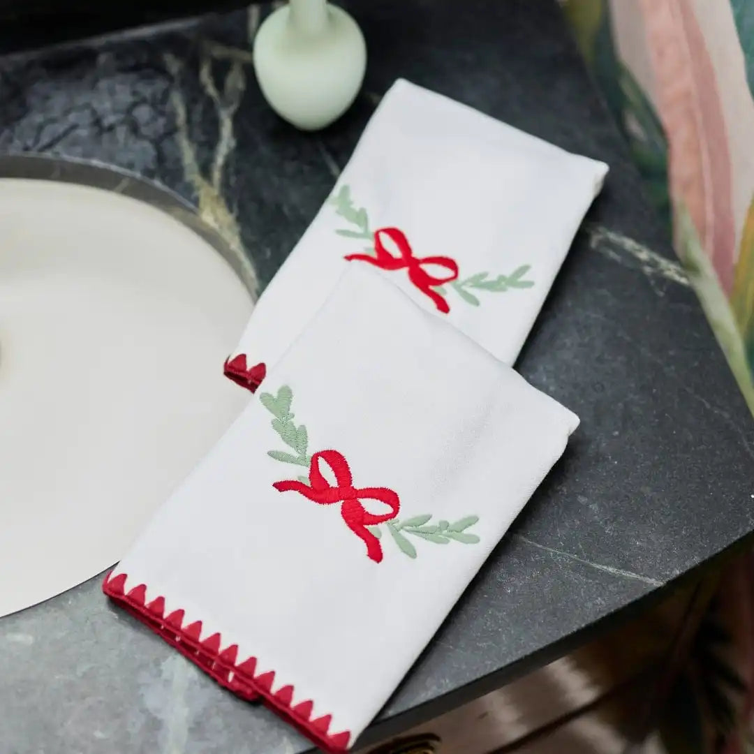 Stitched Edge Fingertip powder Bath Towels (pair)