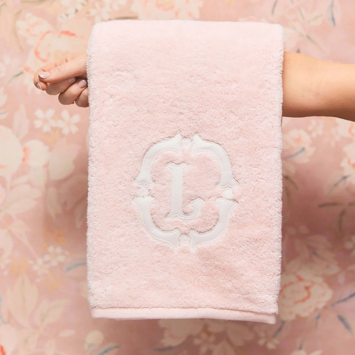 Weezie Basic Bath Towel