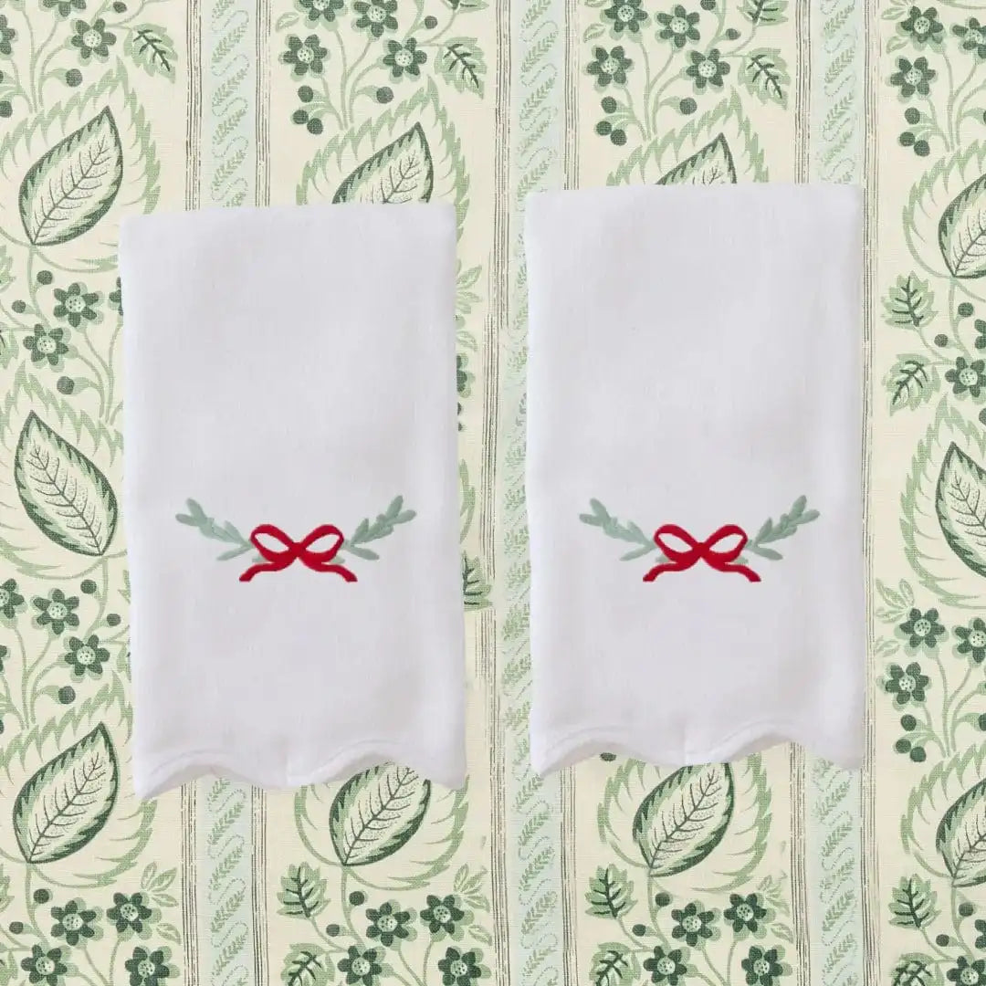 Scallop Powder Bath Towels (pair)