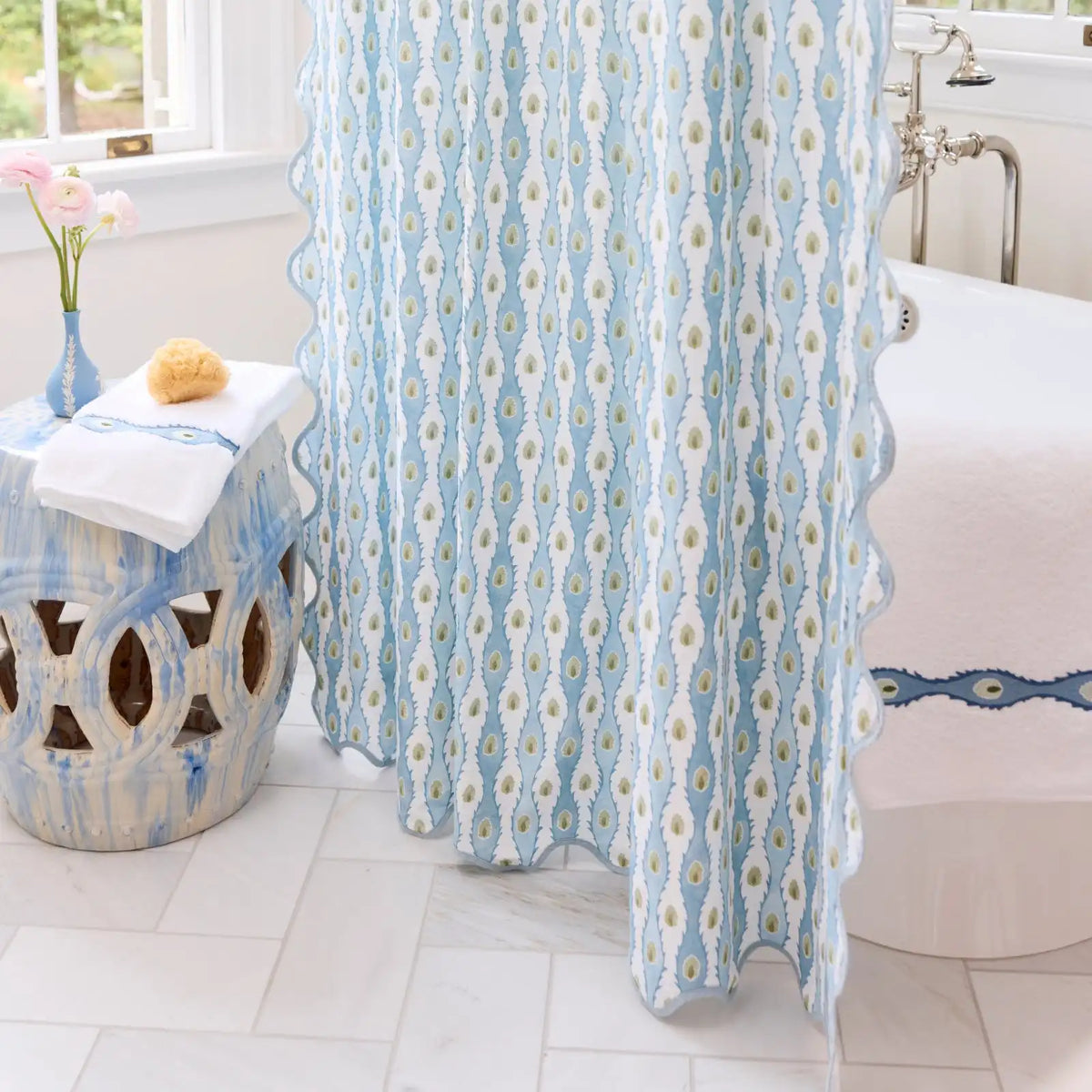 Lee Jofa x Weezie Patterned Scallop Shower Curtain