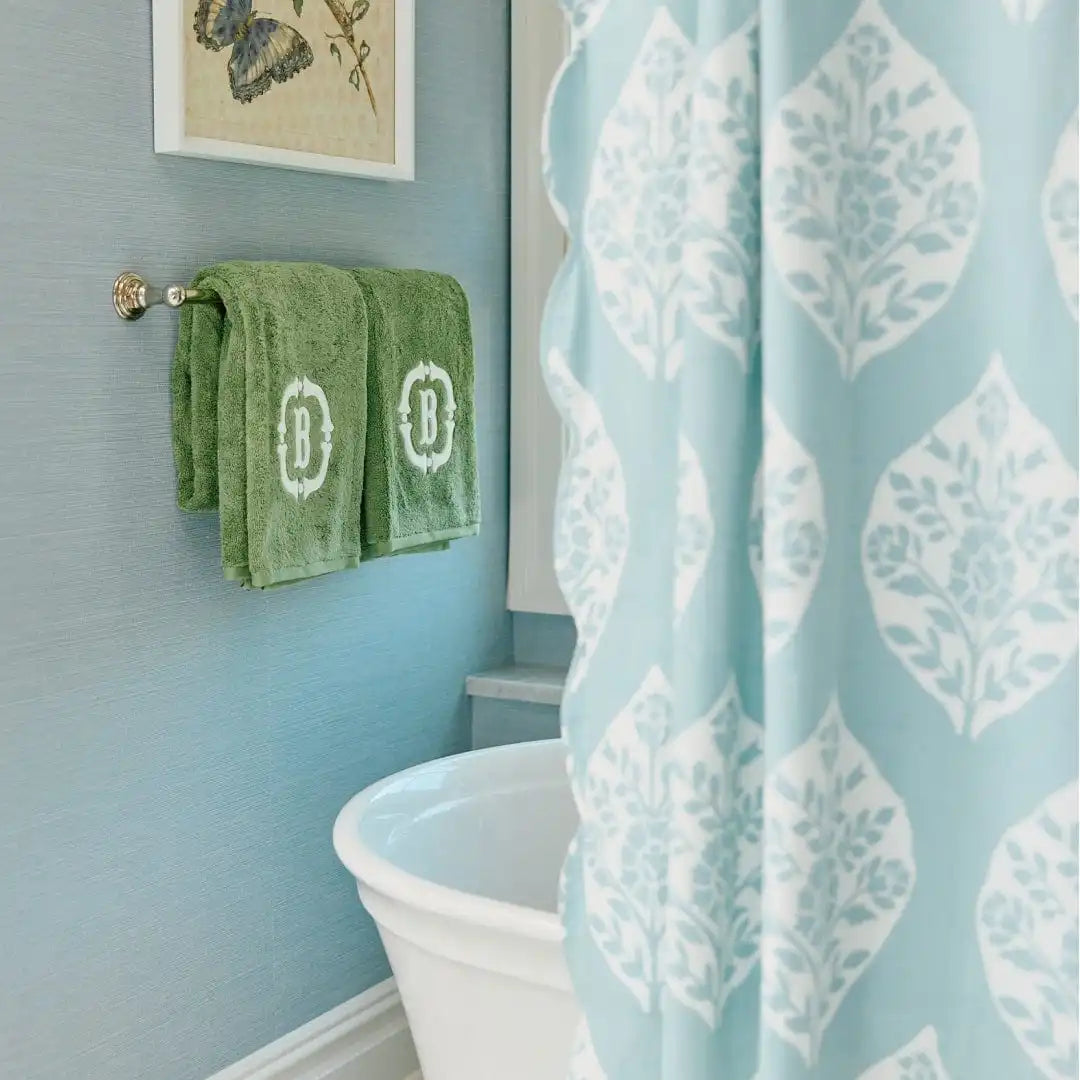 Weezie Basic Bath Towel