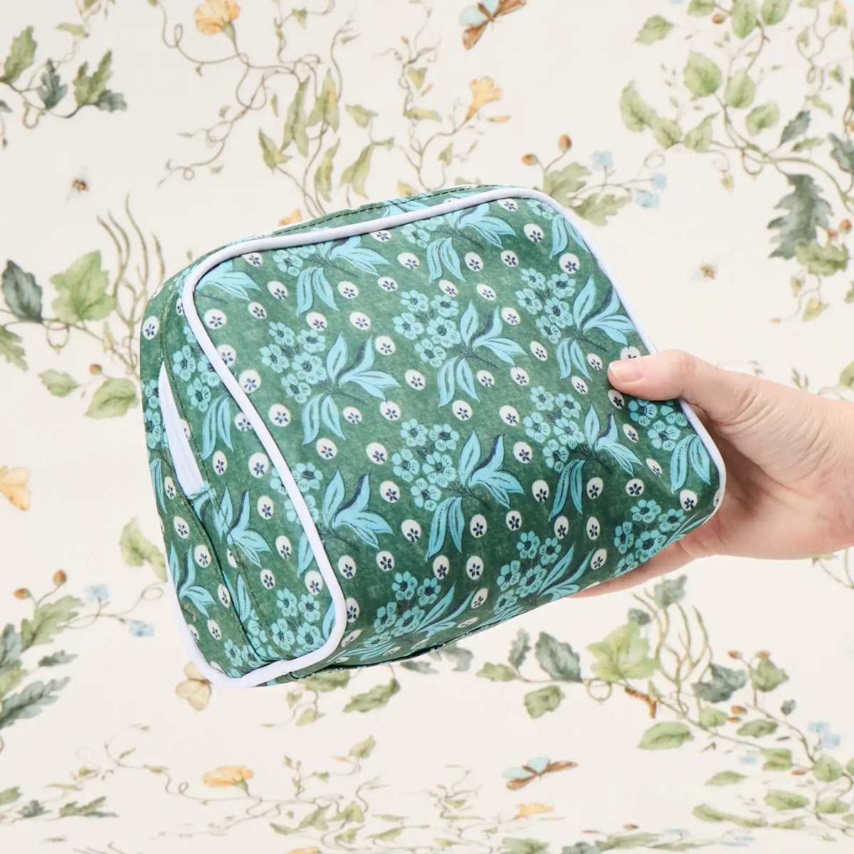 Leah O'Connell x Weezie Medium Patterned Toiletry Bag